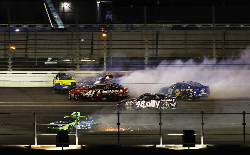 Kyle Busch and Jeff Gordon Criticize Joey Logano's Late Moves at Daytona 500